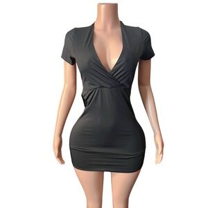 567/Black V-Neck Mini Dress